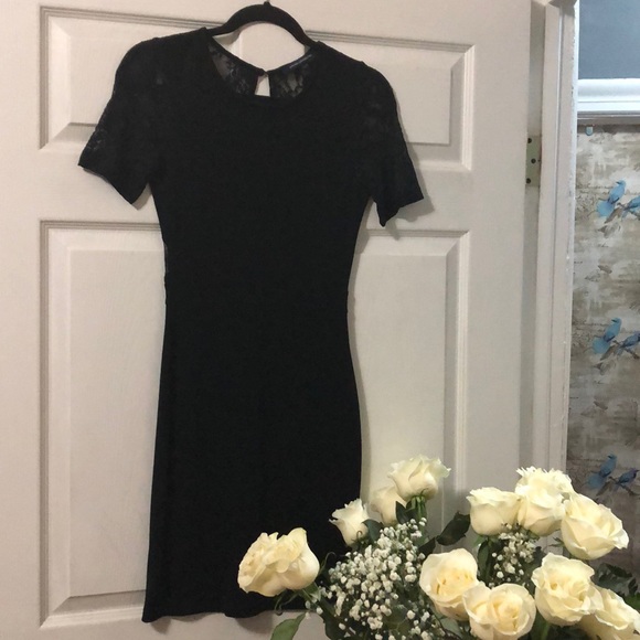 Dress - Picture 2 of 4